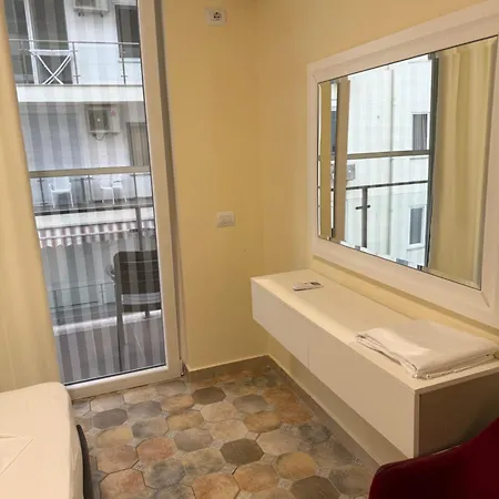 Shengjin Apartaments *