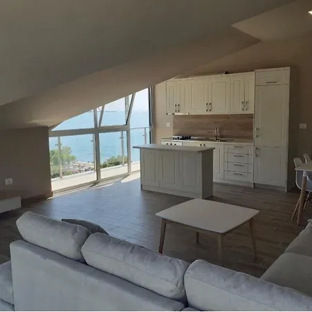 Апартаменты Shengjin Apartaments Шенджин