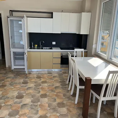 Апартаменты Shengjin Apartaments Шенджин