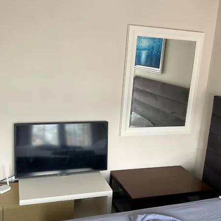 Shengjin Apartaments Apartmán *