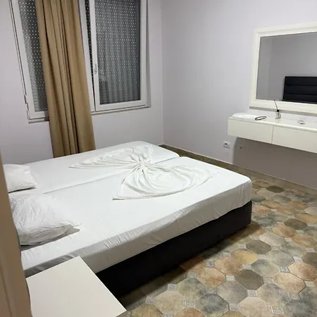 Shengjin Apartaments Apartmán
