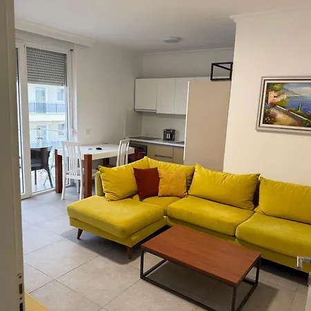 Shengjin Apartaments