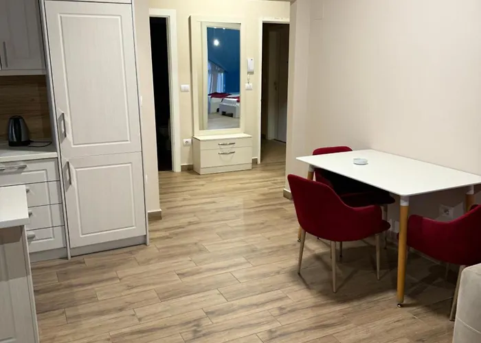 דירה Shengjin Apartaments *