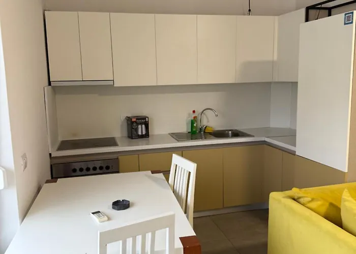 アパート Shengjin Apartaments