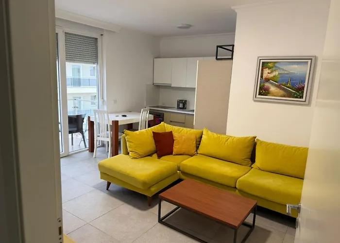 Shengjin Apartaments *